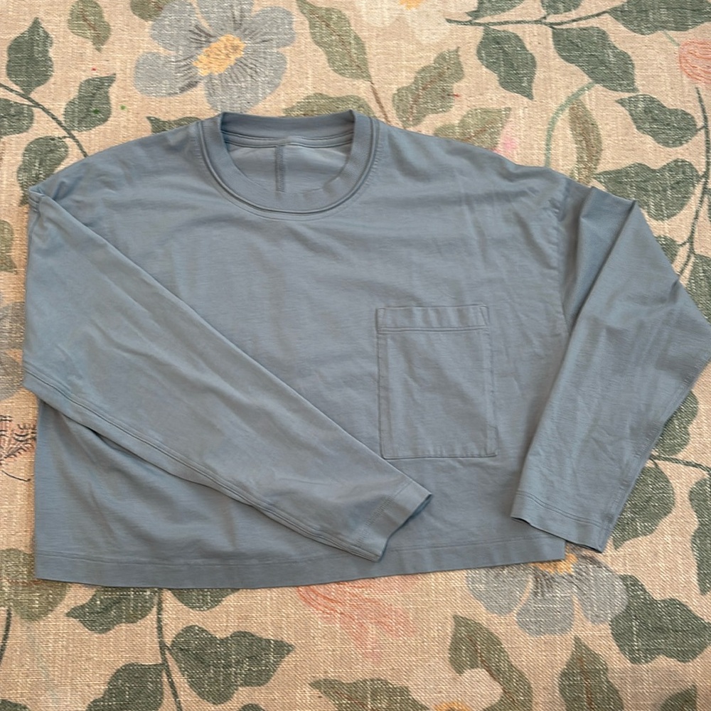 Lululemon long sleeve crop top